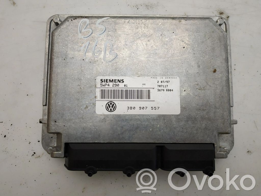 Volkswagen PASSAT B5 Engine control unit/module 