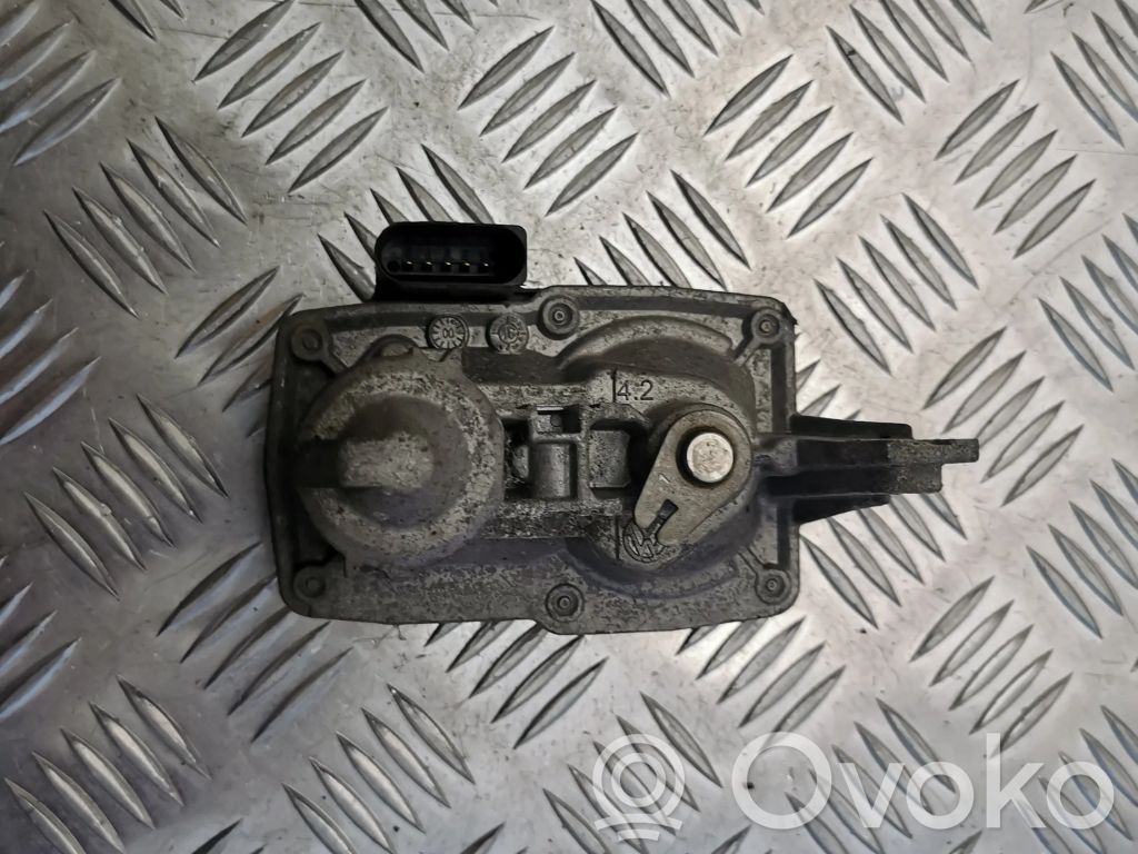 Audi Q5 SQ5 8R Drosselklappenventil 