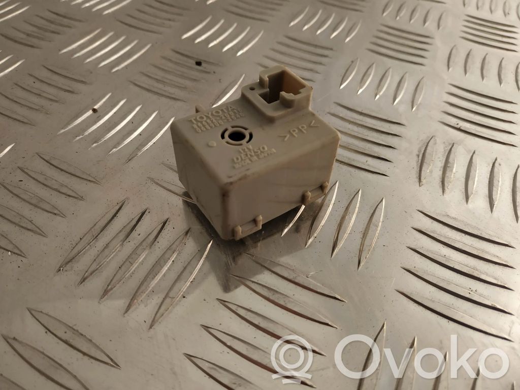 Toyota Prius (XW20) Inne wyposażenie elektryczne 