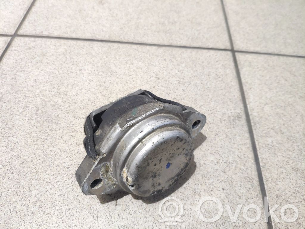 Volkswagen Phaeton Gearbox mount 