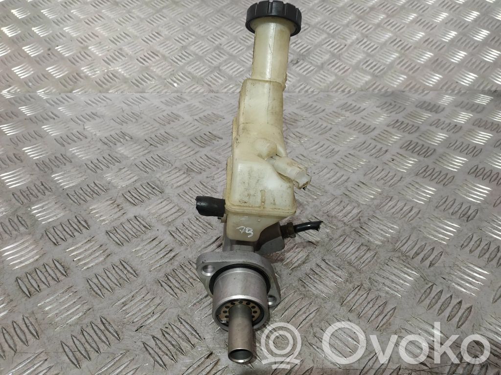 Nissan Note (E12) Master brake cylinder 