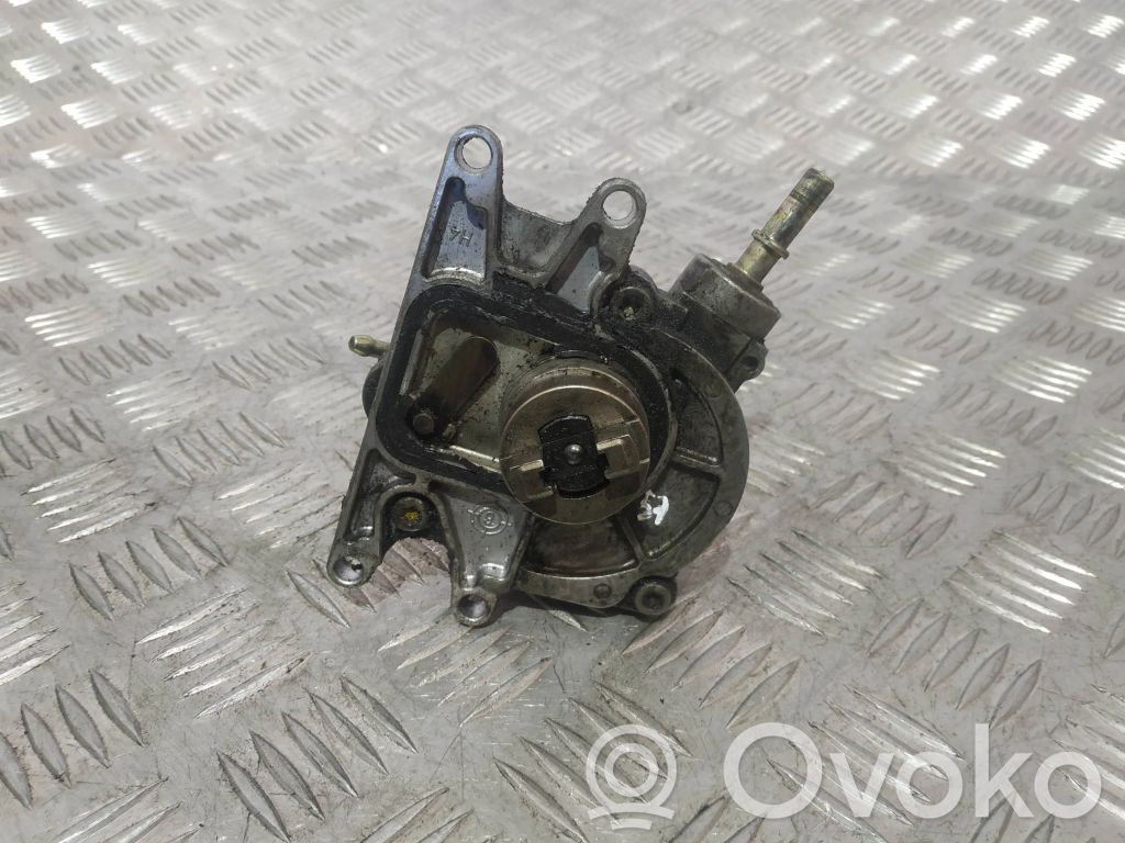 Opel Vectra B Bomba de vacío 