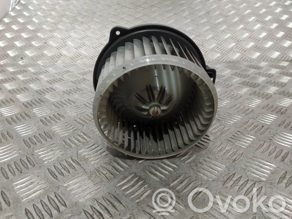 Toyota Corolla E120 E130 Lämmittimen puhallin 
