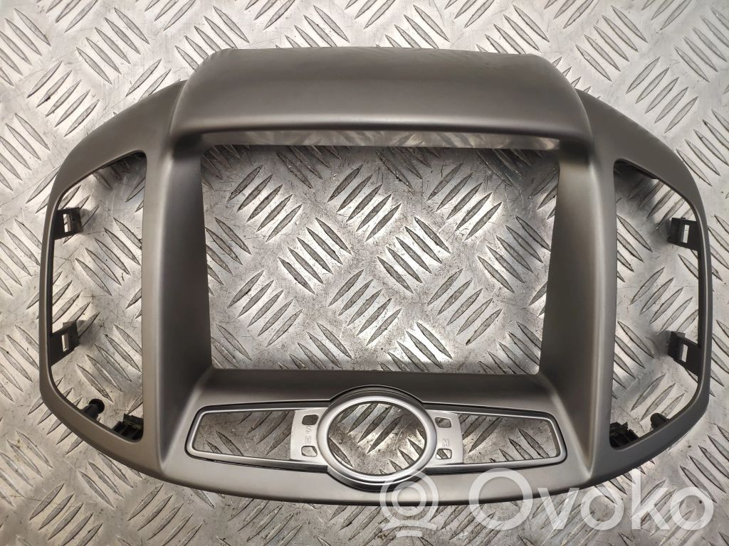 Chevrolet Captiva Cita veida salona detaļa 