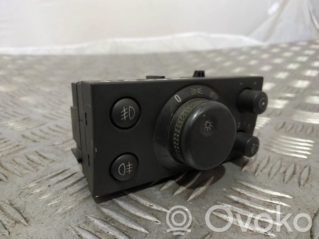 Opel Vectra C Light switch 
