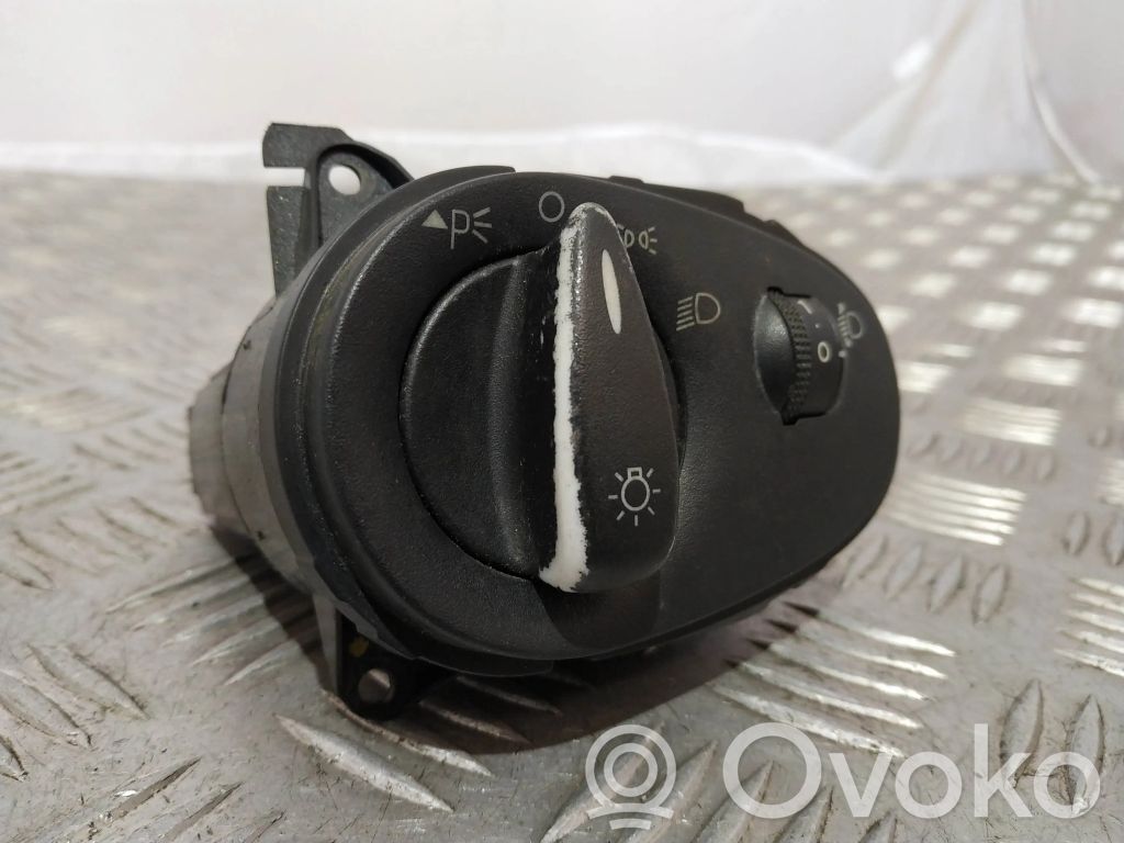 Ford Focus Lukturu slēdzis 