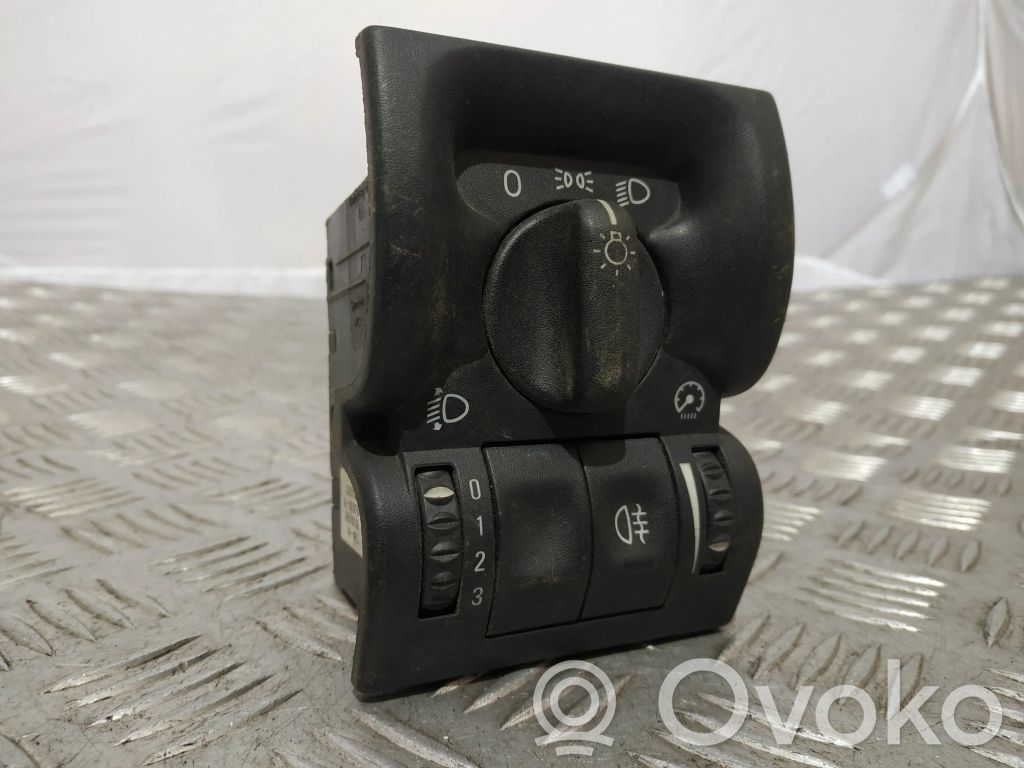 Opel Vectra B Light switch 