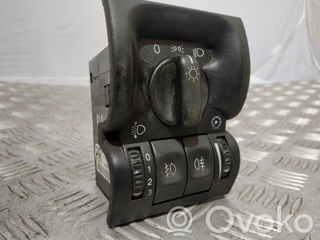 Opel Vectra B Light switch 