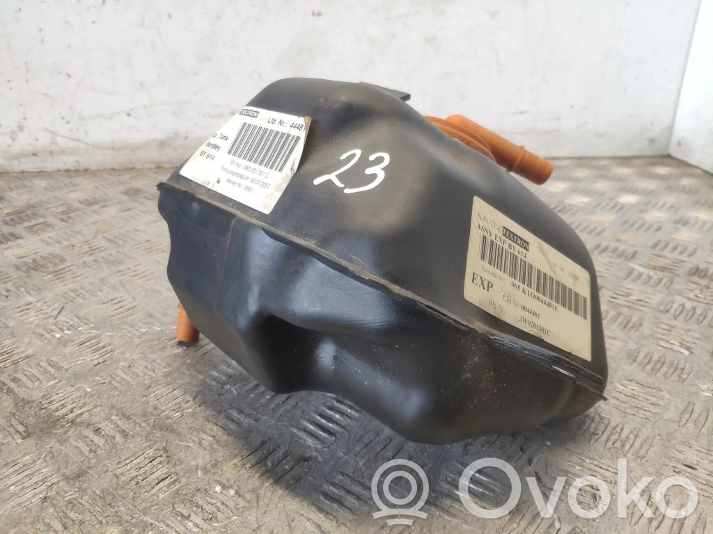 Bentley Flying Spur Fuel expansion tank 