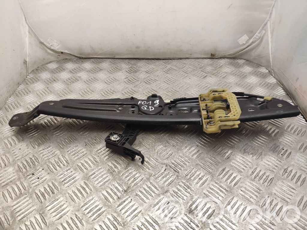 BMW 7 F01 F02 F03 F04 Mechanizm podnoszenia szyby tylnej bez silnika 