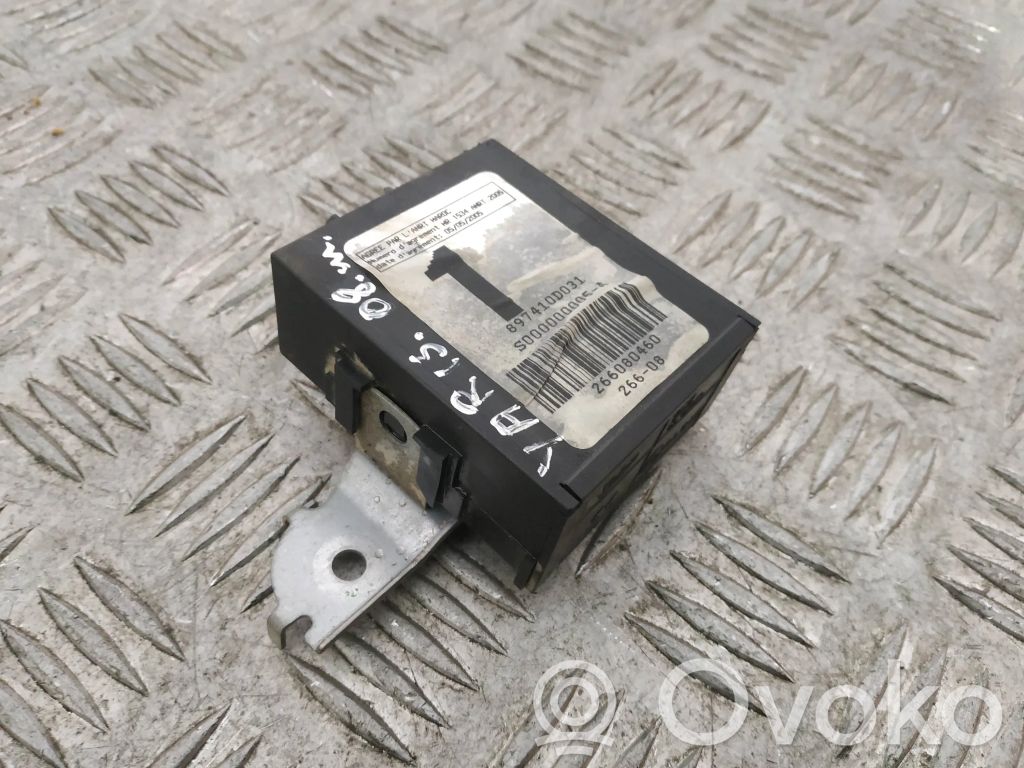 Toyota Yaris Door central lock control unit/module 
