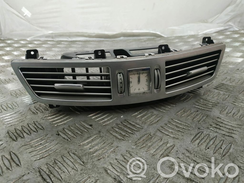 Mercedes-Benz S W221 Moldura protectora de la rejilla de ventilación del panel 
