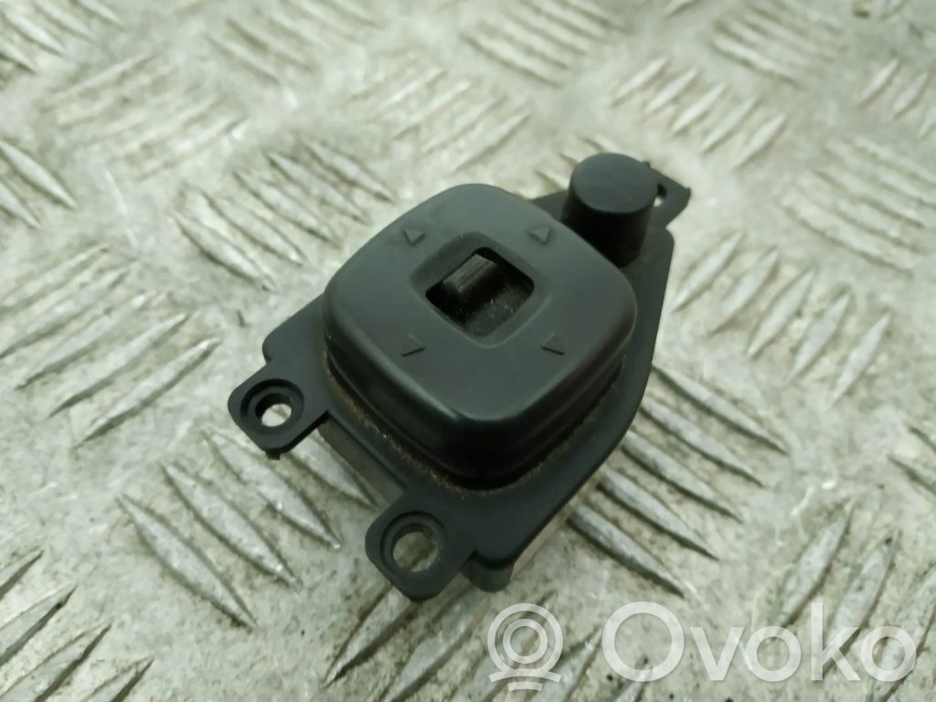 Mazda 2 Wing mirror switch 