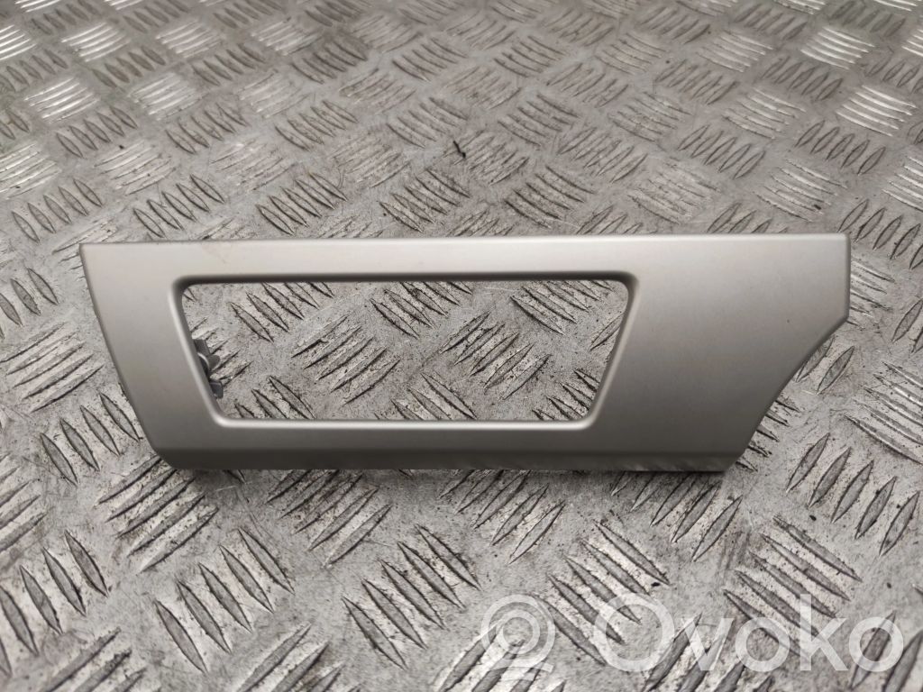 BMW 3 E90 E91 Dashboard glove box trim 