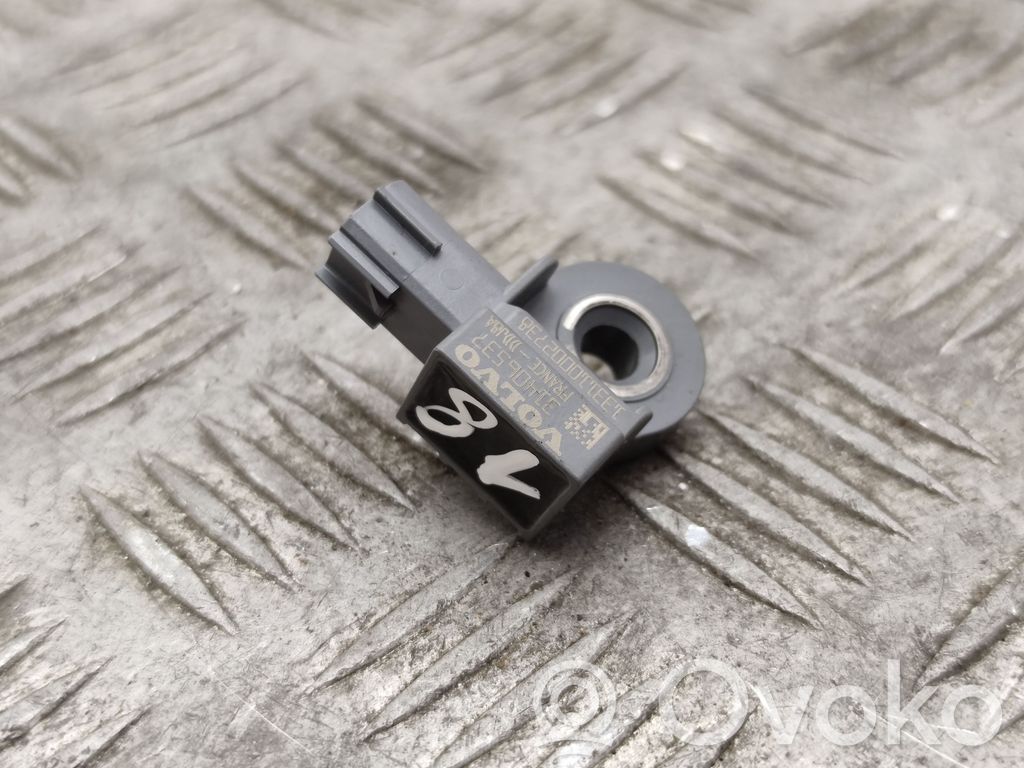 Volvo V40 Cross country Airbag deployment crash/impact sensor 