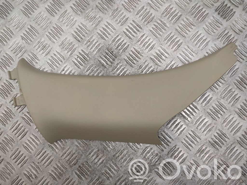 Volvo XC60 Pilar (C) 