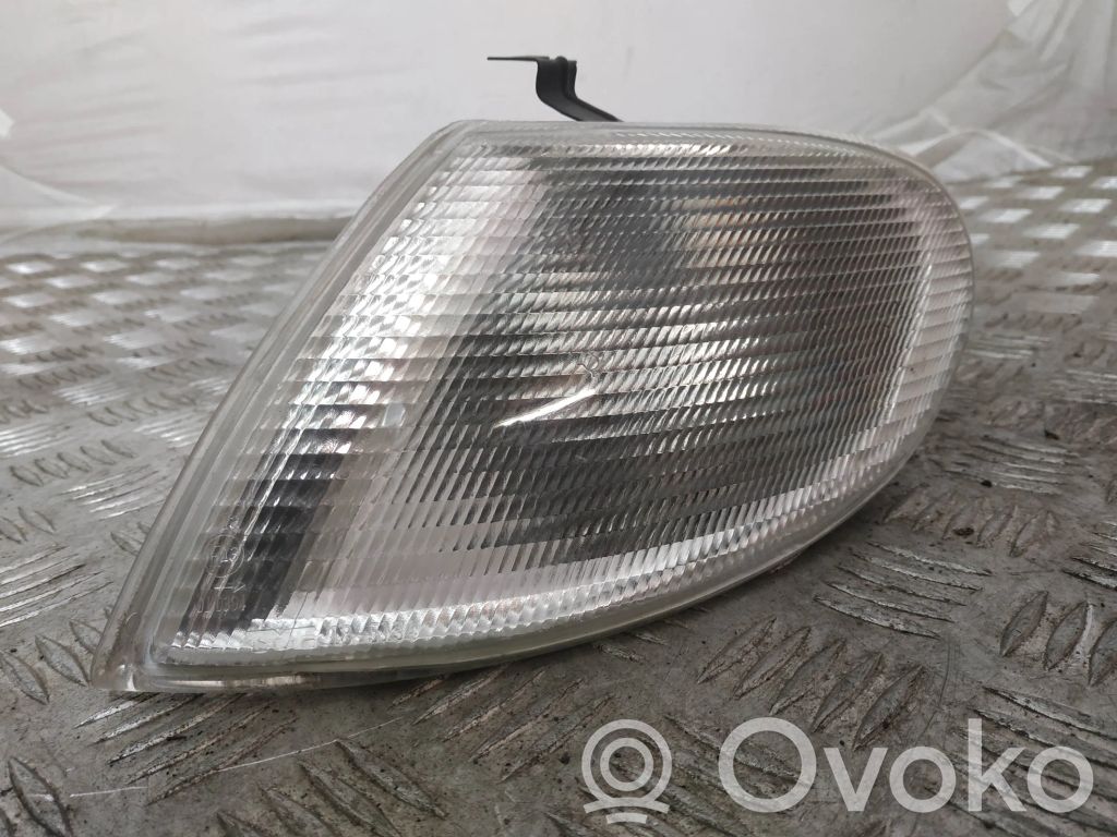 Volkswagen Sharan Front indicator light 
