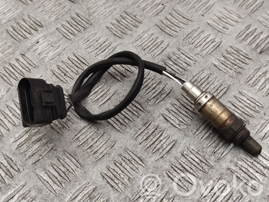 Audi A4 S4 B5 8D Lambda probe sensor 