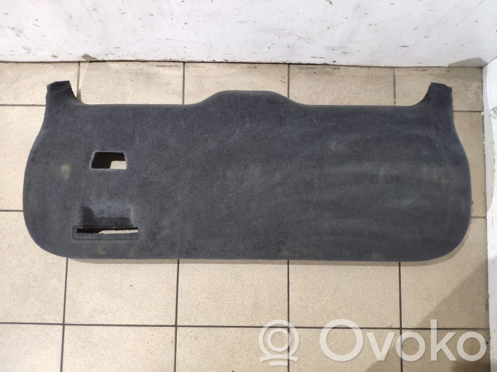 Volvo XC60 Tailgate trim 