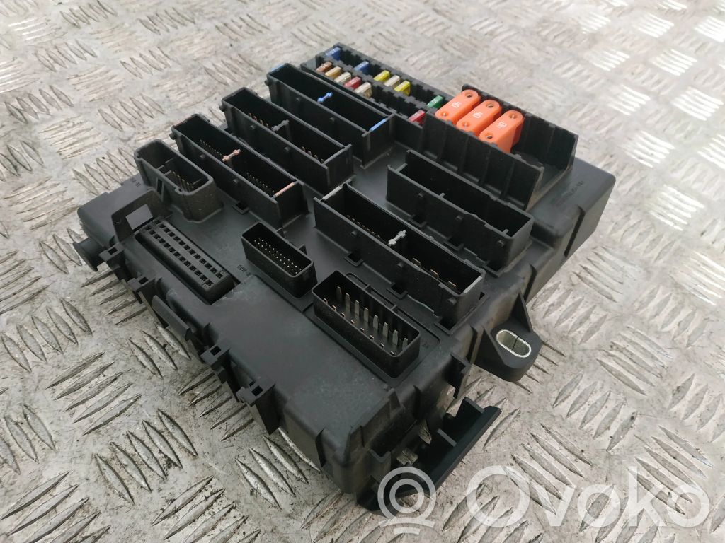 Opel Vectra C Drošinātāju bloks 