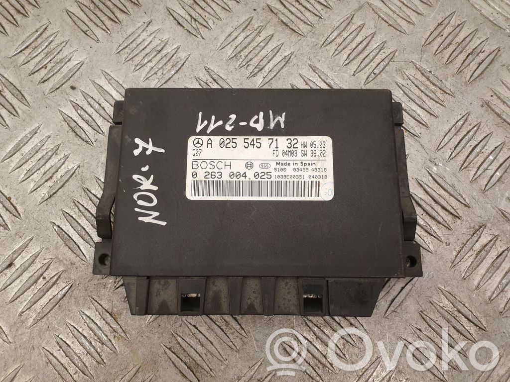 Mercedes-Benz E W211 Parking PDC control unit/module 