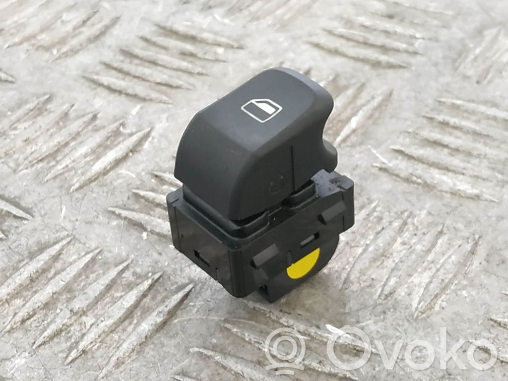 Audi A3 S3 8V Electric window control switch 