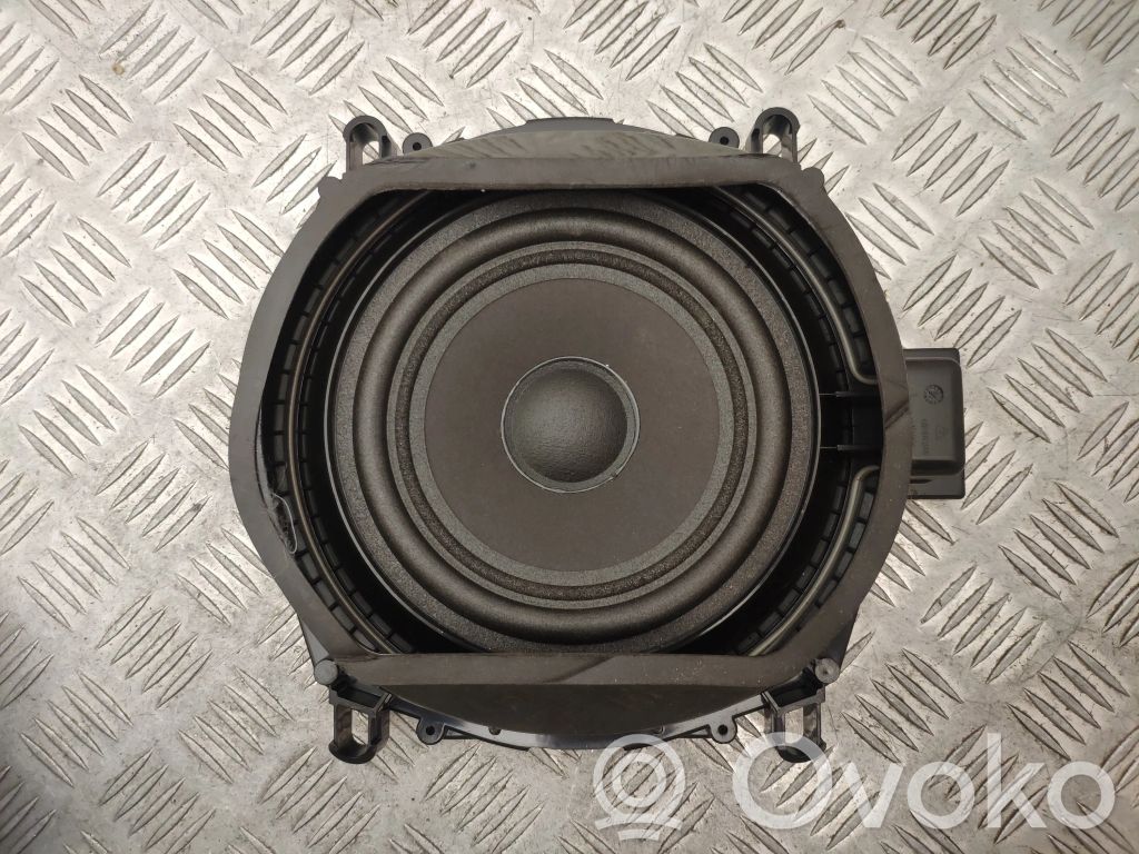 BMW X5 E70 Subwoofer 