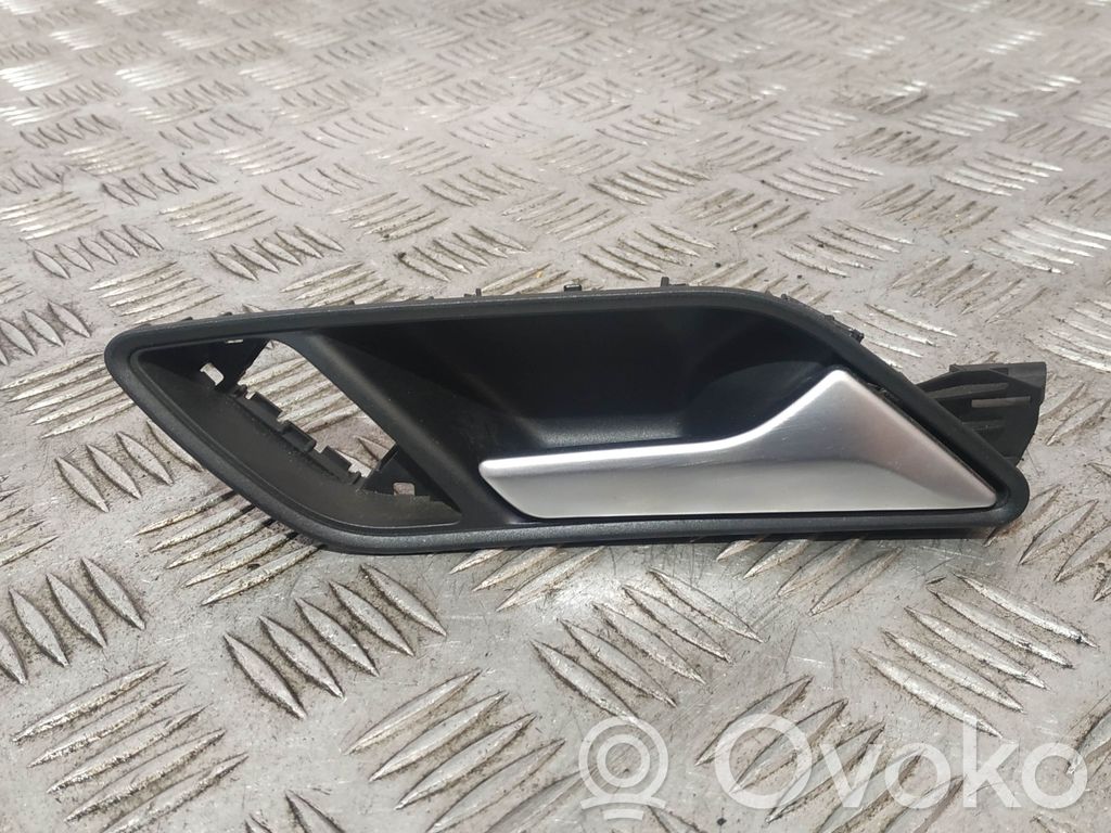 Audi A3 S3 8V Manecilla interna puerta delantera 