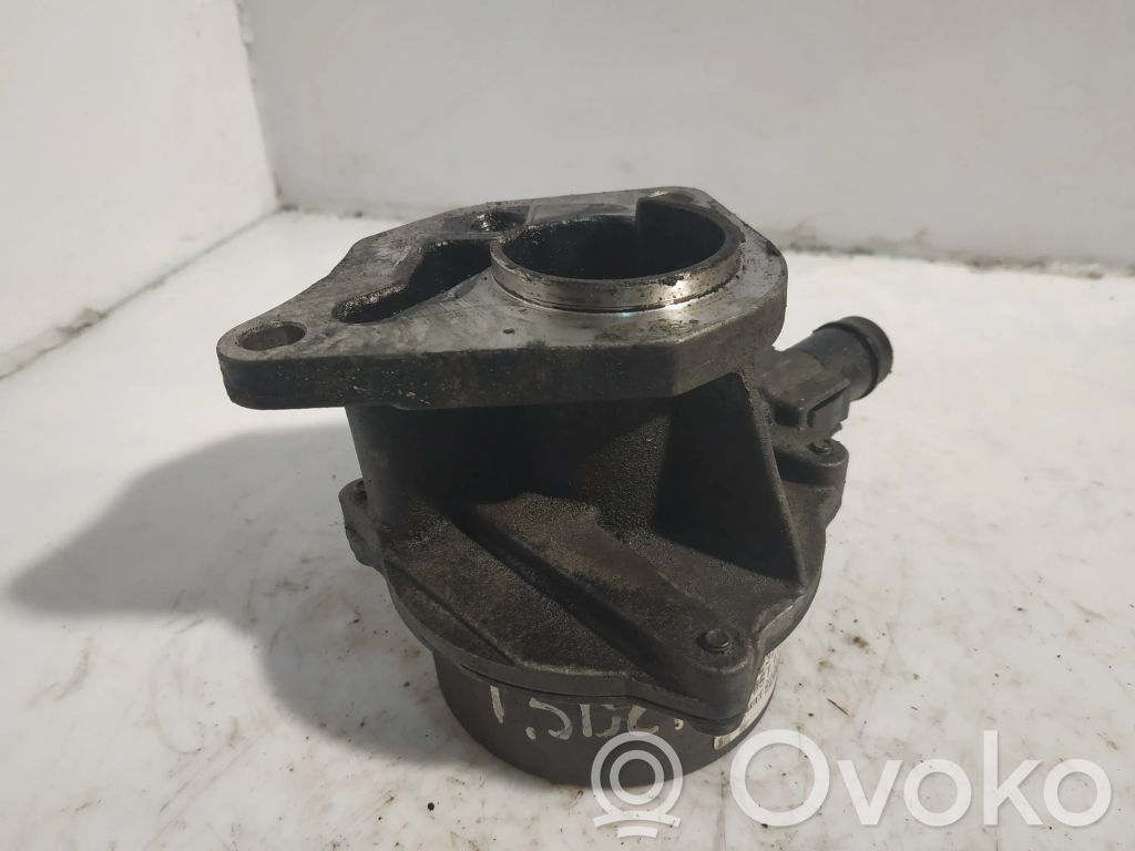 Renault Clio II Vacuum pump 