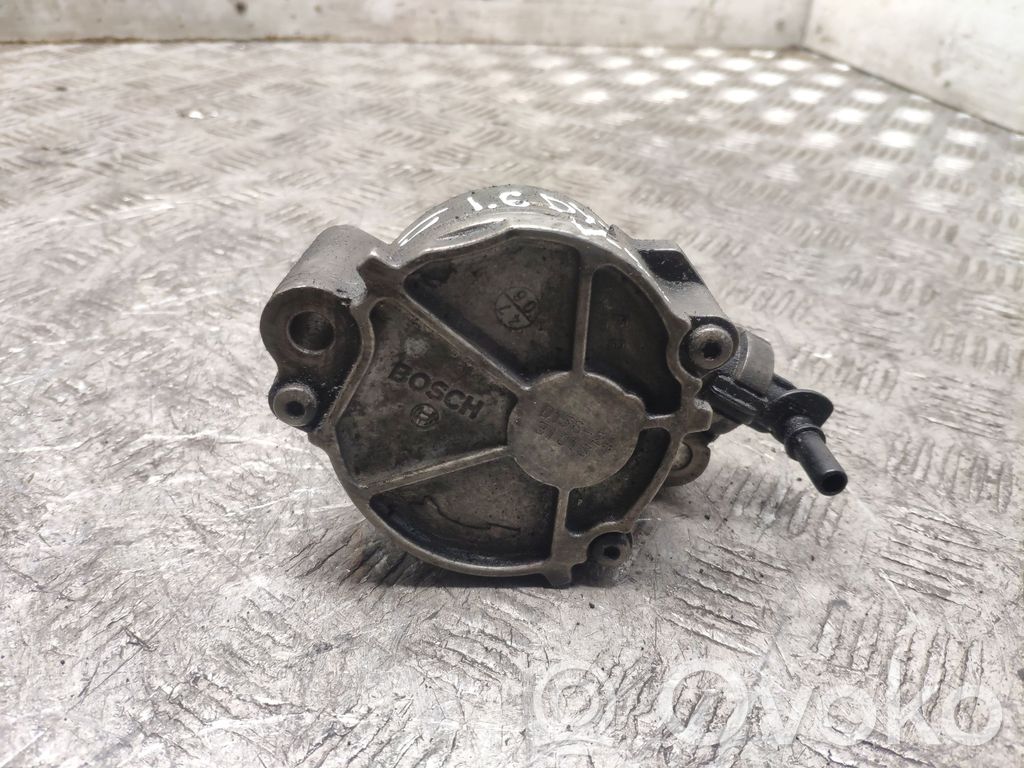 Volvo V50 Vacuum pump 