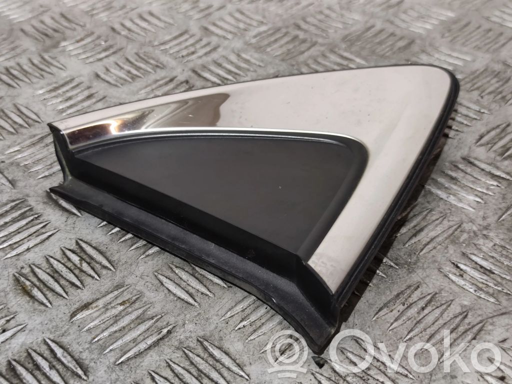 Mazda 6 Takalokasuojan muotolista 