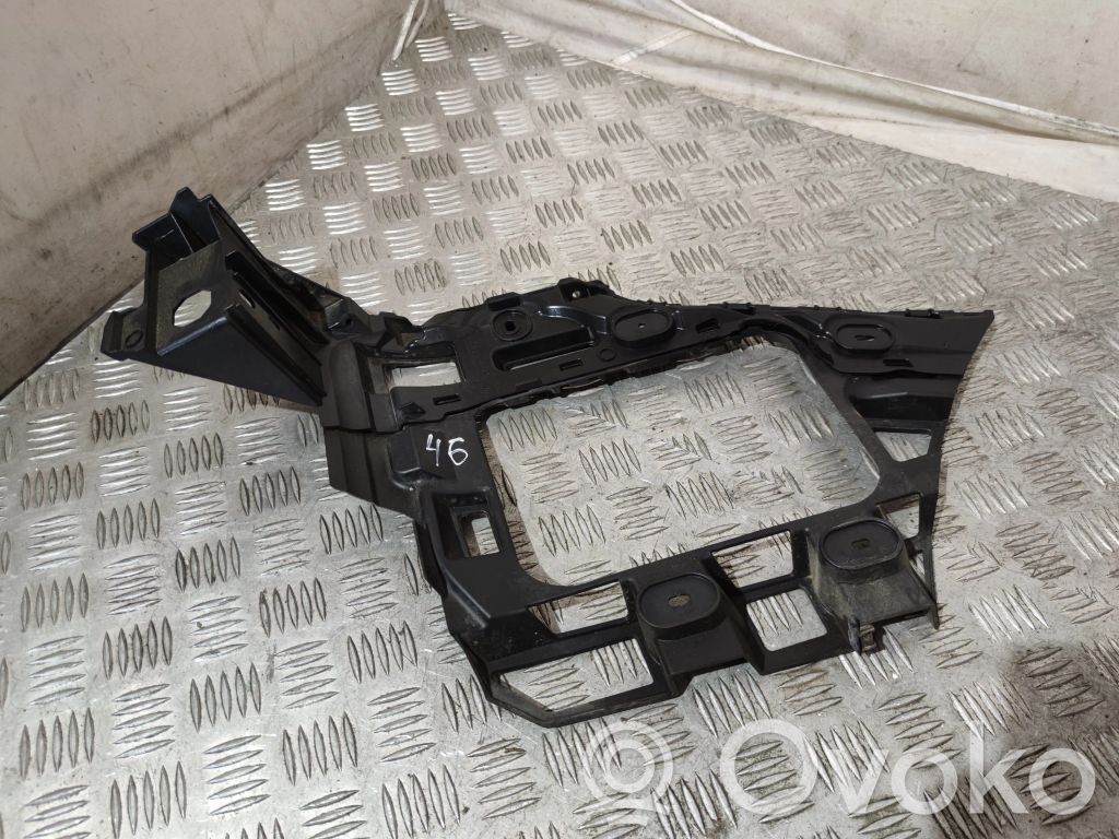 Volkswagen Touareg II Uchwyt / Mocowanie zderzaka tylnego 
