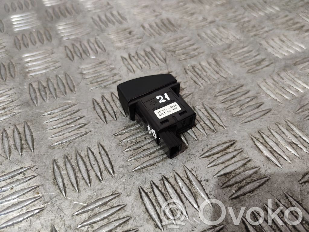 Mazda 6 Hazard light switch 