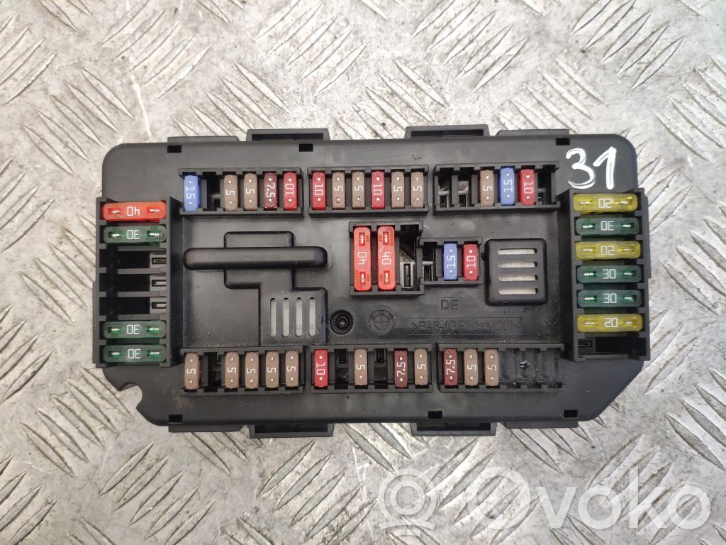 BMW 3 F30 F35 F31 Drošinātāju bloks 