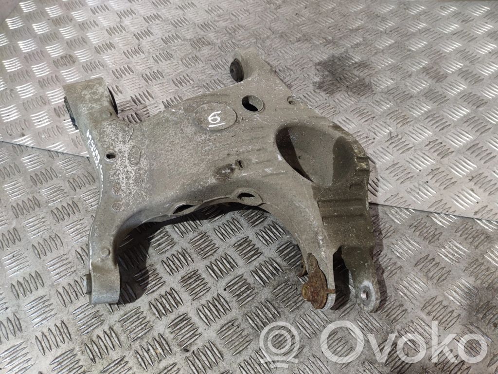 Jaguar E-Pace Вилы 