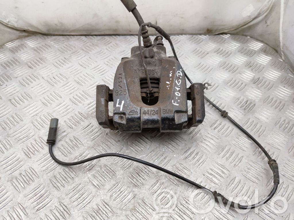 BMW 7 F01 F02 F03 F04 Задний суппорт 