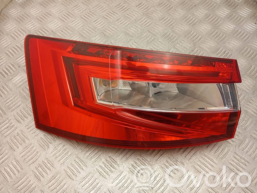 Skoda Superb B8 (3V) Lampă spate în caroserie 