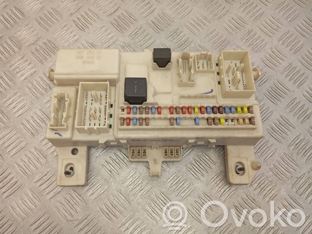 Volvo S40 Fuse module 