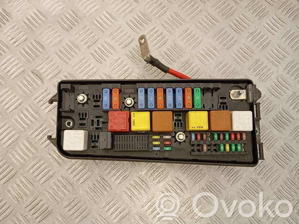 Opel Vectra C Módulo de fusible 