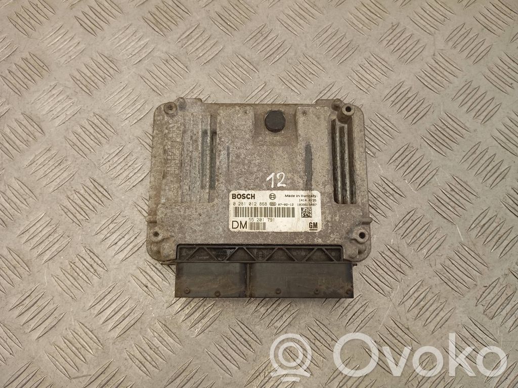 Opel Vectra C Unidad de control/módulo del motor 