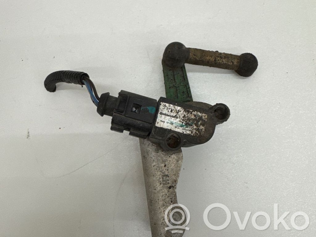 Tesla Model S Headlight/headlamp level sensor 