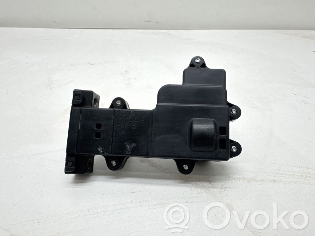 Tesla Model X Door control unit/module 