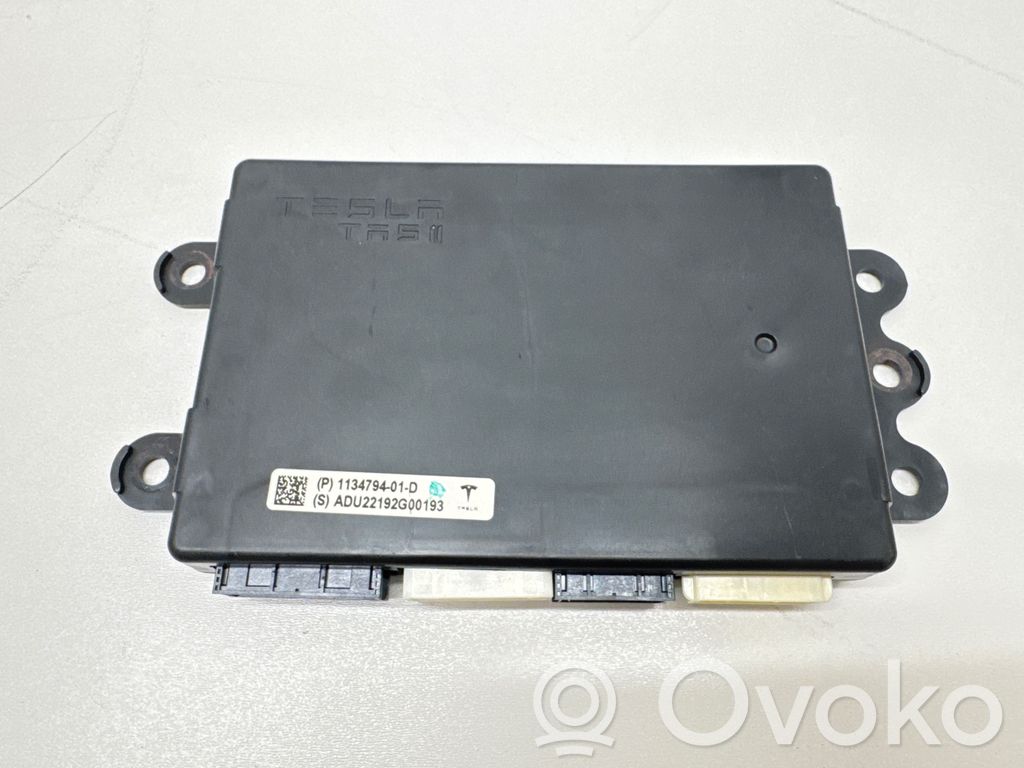 Tesla Model S Suspension control unit/module 