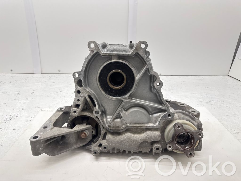 BMW 4 F36 Gran coupe Skrzynia rozdzielcza / Reduktor 