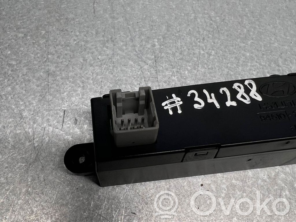 Hyundai Santa Fe Clock 