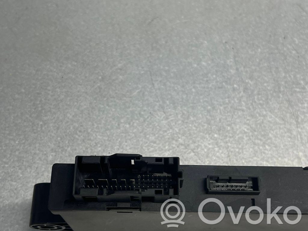 BMW 3 E90 E91 Kiti valdymo blokai/ moduliai 