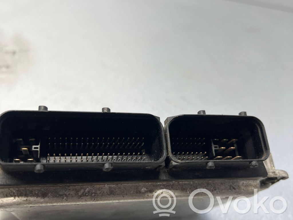 Volkswagen Golf IV Engine control unit/module 