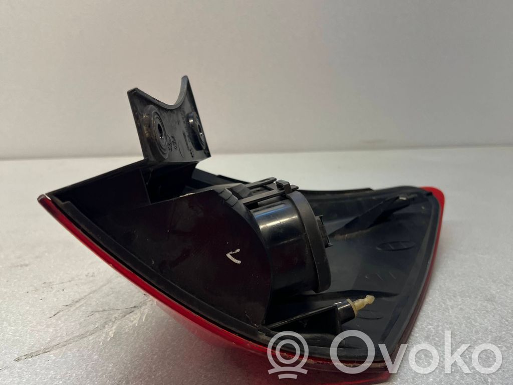 Nissan Qashqai+2 Lampa tylna 