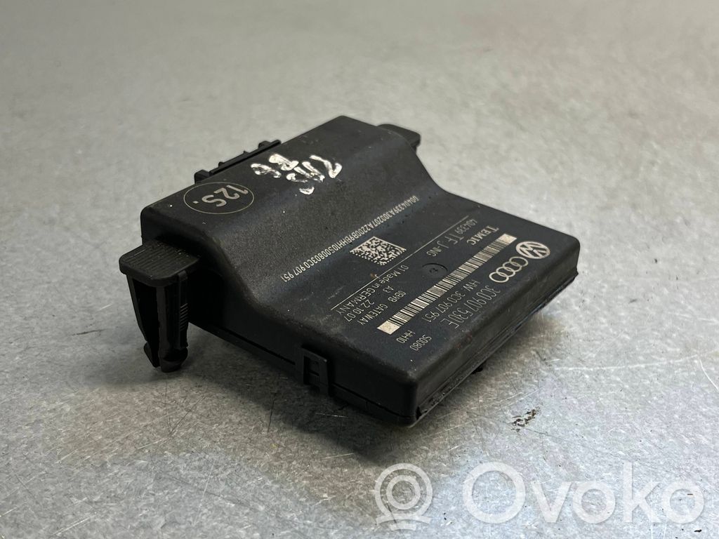 Volkswagen PASSAT B6 Módulo de control Gateway 