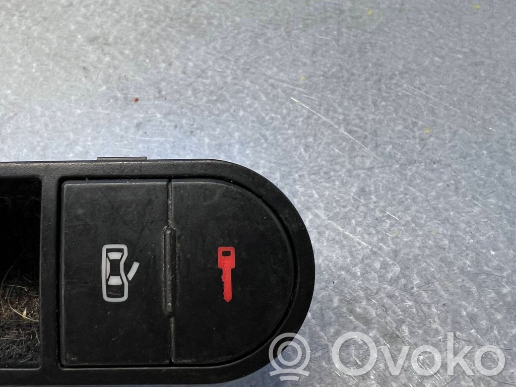 Audi TT Mk1 Central locking switch button 